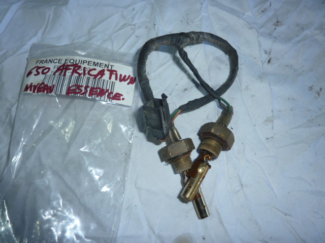 capteur niveau essence xrv 650 - photo 1
