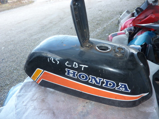 honda 125 cb twin reservoir - photo 2